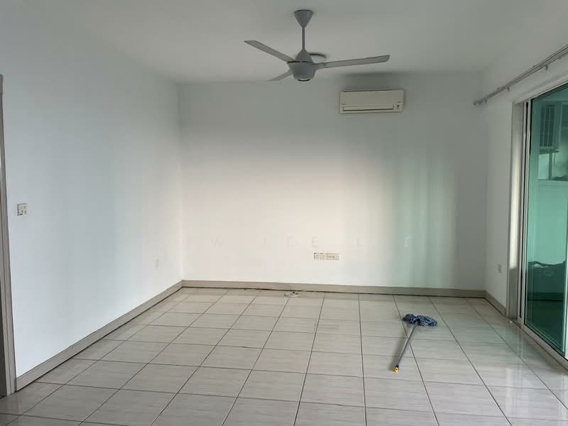 Condominium for Rent at Armanee Terrace - Siew Lee Lee - Living Room - PropertyGuru.com.my