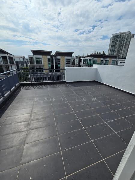 Rumah Berkembar untuk Dijual di Taman Klebang Utama (Klebang) - Mary Low - Exterior - PropertyGuru.com.my