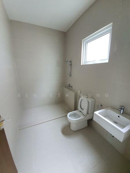 Terraced House for Sale in Tanjung Bungah (Penang) - Kenneth Kung - Bathroom - PropertyGuru.com.my