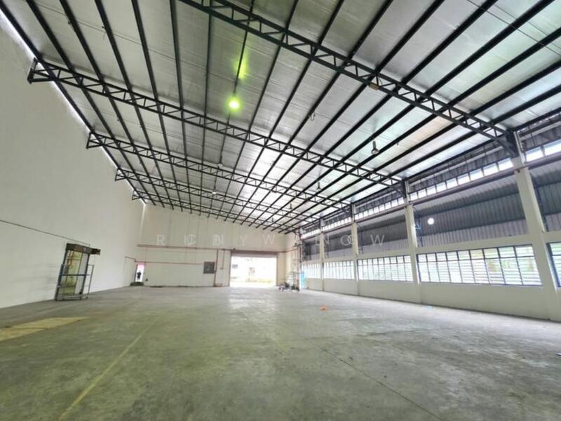 Factory for Rent in Taman Perniagaan Setia (Johor Bahru) - CN Wang - Interior - PropertyGuru.com.my