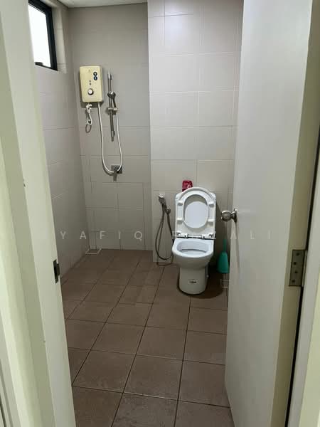 Service Residence for Rent at i-SOHO @ i-City - Syafiq Razali - Bathroom - PropertyGuru.com.my
