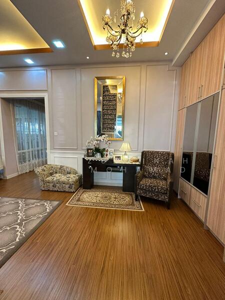 2-storey Terraced House for Sale in Denai Alam (Shah Alam) - Wan Zurainah Wan Mohamad - Living Room - PropertyGuru.com.my