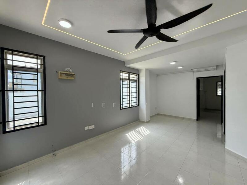 2-storey Terraced House for Sale in Taman Nusantara (Iskandar Puteri (Nusajaya)) - Lee KY - Living Room - PropertyGuru.com.my
