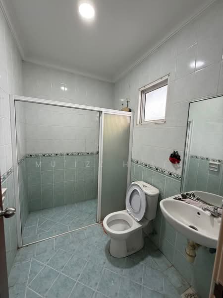 Perdana Lakeview East untuk Untuk Disewa - RM 4,500 /bulan, Mac 2026 - Bathroom - PropertyGuru.com.my