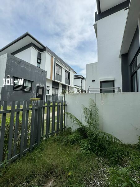 2-storey Terraced House for Sale in Setia Alam (Selangor) - Wilson Ng - Exterior - PropertyGuru.com.my