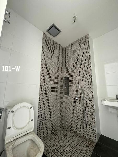 2-storey Terraced House for Sale in Setia Alam (Selangor) - Wilson Ng - Bathroom - PropertyGuru.com.my