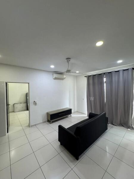 Sky View untuk Untuk Dijual - RM 558,000, Feb 2026 - Living Room - PropertyGuru.com.my