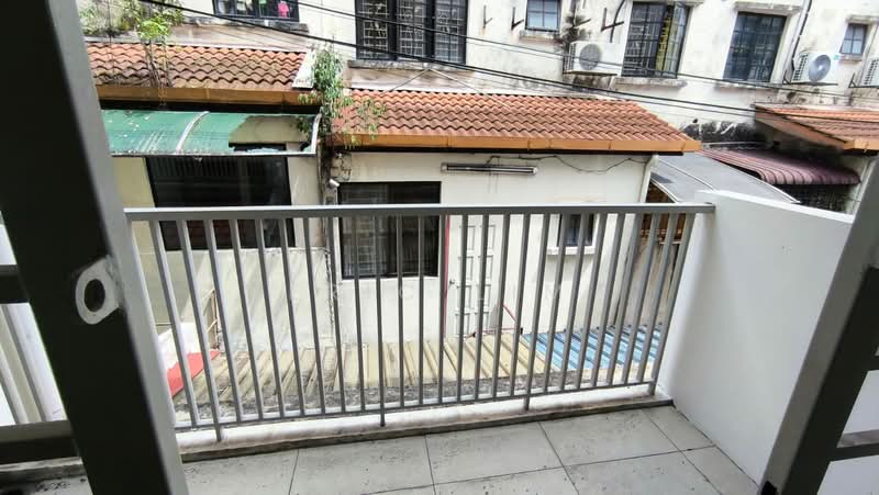 2-storey Terraced House for Sale in Kampung Sungai Kayu Ara (Petaling Jaya) - Eric Lim - Balcony - PropertyGuru.com.my