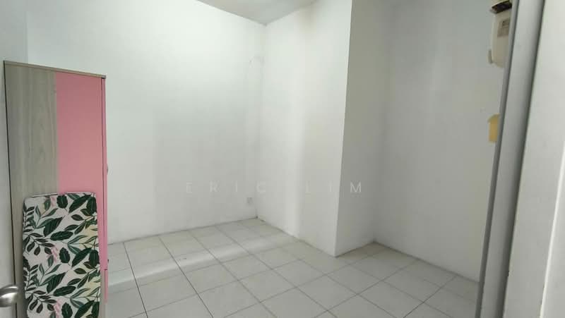 2-storey Terraced House for Sale in Kampung Sungai Kayu Ara (Petaling Jaya) - Eric Lim - PropertyGuru.com.my