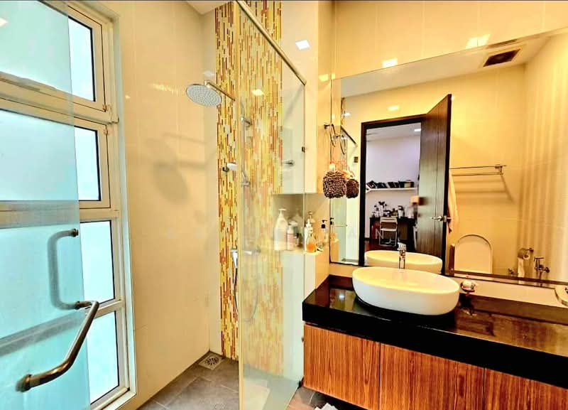 Bungalow for Sale in Taman Equine (Seri Kembangan) - Grace Tan - Bathroom - PropertyGuru.com.my