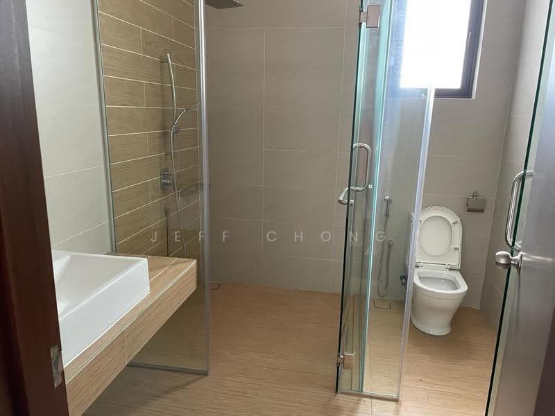 Rumah Teres 2-Tingkat untuk Dijual di Eco Sanctuary (Telok Panglima Garang) - Jeff Chong - Bathroom - PropertyGuru.com.my