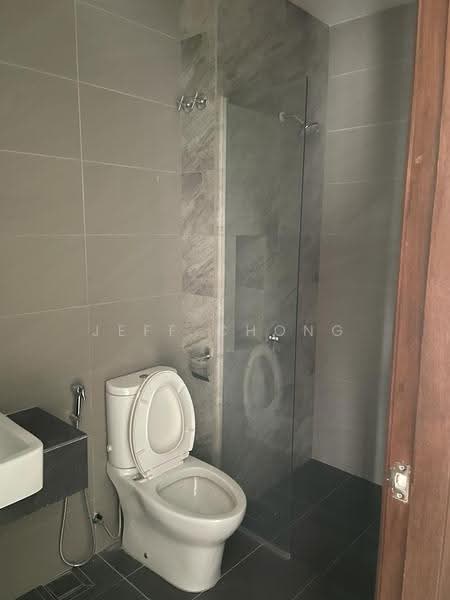 Rumah Teres 2-Tingkat untuk Dijual di Eco Sanctuary (Telok Panglima Garang) - Jeff Chong - Bathroom - PropertyGuru.com.my