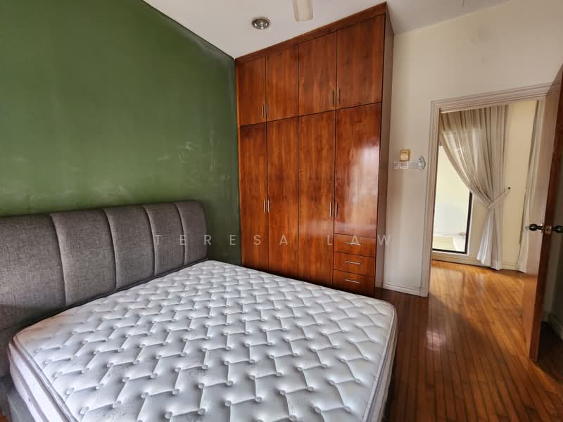Bungalow for Rent in Bukit Gita Bayu (Seri Kembangan) - Teresa Law - Bedroom - PropertyGuru.com.my