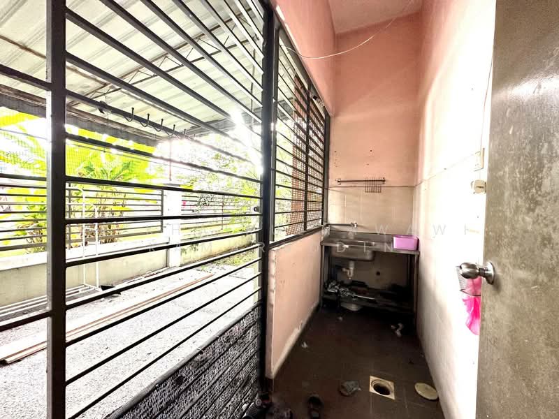 Taman Aman Perdana untuk Untuk Dijual - RM 780,000, Mac 2026 - Kitchen - PropertyGuru.com.my
