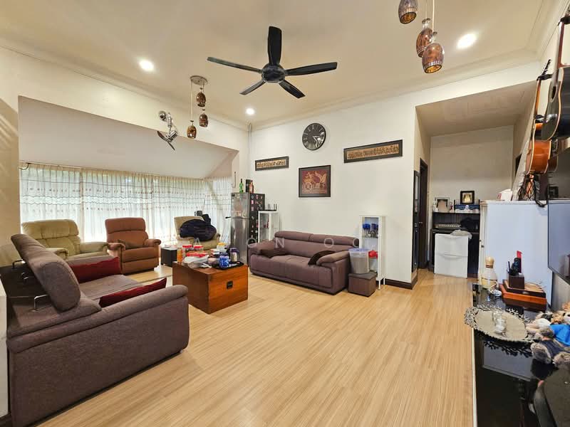 Semi-Detached House for Sale in Kota Kemuning (Shah Alam) - Jason Ooi - Living Room - PropertyGuru.com.my