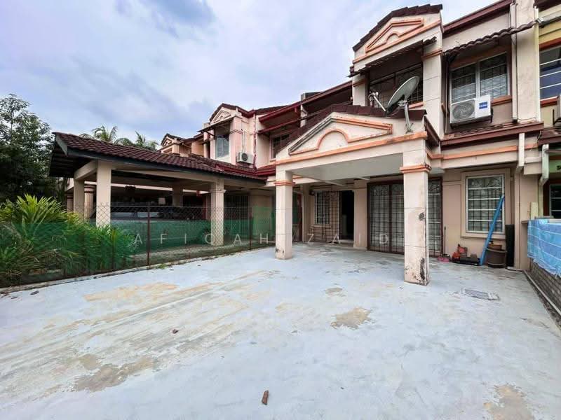 Rumah Teres 2-Tingkat untuk Dijual di Usj 22 (Subang Jaya) - Afiqah zaidi - Exterior - PropertyGuru.com.my