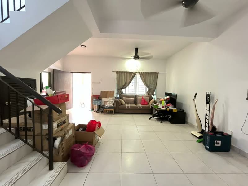 Pelangi Semenyih 2 (Phase 3) untuk Untuk Dijual - RM 530,000, Feb 2026 - Living Room - PropertyGuru.com.my