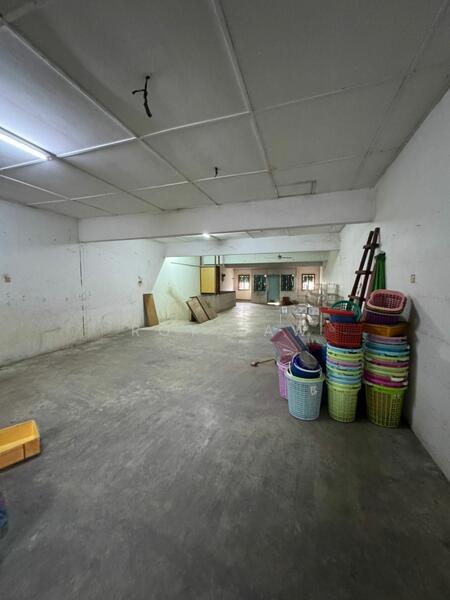 Shop for Sale in Lukut (Negeri Sembilan) - Roy Law - Interior - PropertyGuru.com.my