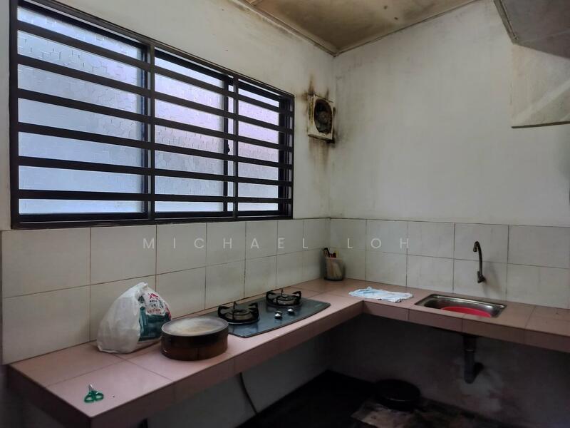 BANDAR LAHAT BARU untuk Untuk Dijual - RM 270,000, Mac 2026 - Kitchen - PropertyGuru.com.my