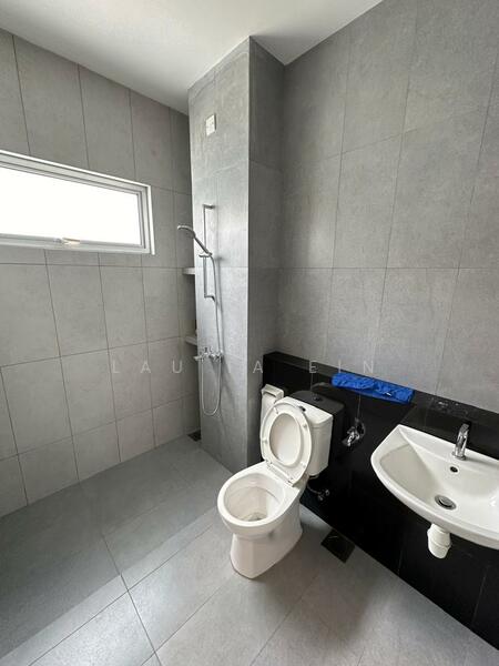 2-storey Terraced House for Sale in Rawang (Selangor) - Lau Ia Ein - Bathroom - PropertyGuru.com.my