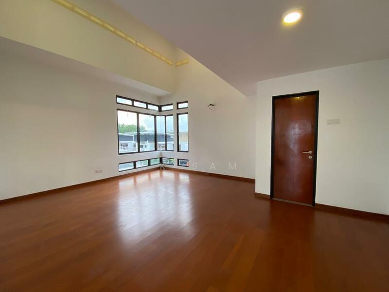 Semi-Detached House for Sale in Rawang (Selangor) - CK Sam - Living Room - PropertyGuru.com.my