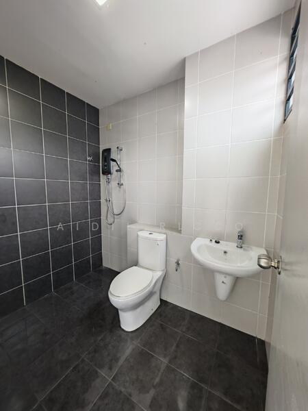 2-storey Terraced House for Sale in Seremban (Negeri Sembilan) - Aidil Ricco - Bathroom - PropertyGuru.com.my