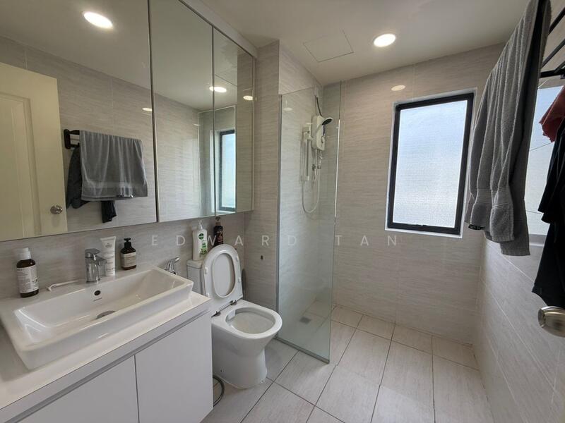 For Sale - Country Garden Central Park