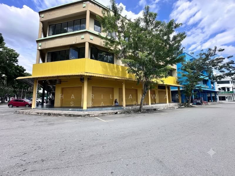 Shop / Office for Rent in Taman TTDI Jaya (Shah Alam) - Khairil Anwar Sirajudin - Exterior - PropertyGuru.com.my
