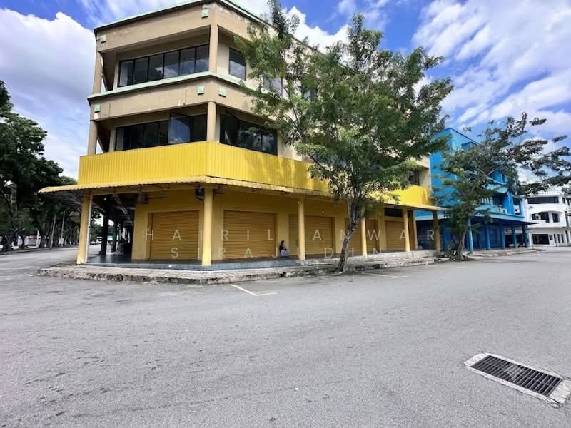 Shop / Office for Rent in Taman TTDI Jaya (Shah Alam) - Khairil Anwar Sirajudin - Exterior - PropertyGuru.com.my