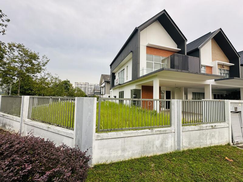 Rumah Teres 2-Tingkat untuk Dijual di Bandar Gamuda Gardens (Rawang) - Ravin Judge - Exterior - PropertyGuru.com.my