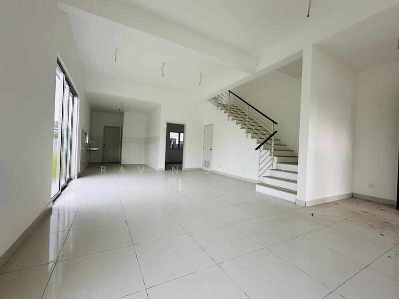 Rumah Teres 2-Tingkat untuk Dijual di Bandar Gamuda Gardens (Rawang) - Ravin Judge - Living Room - PropertyGuru.com.my
