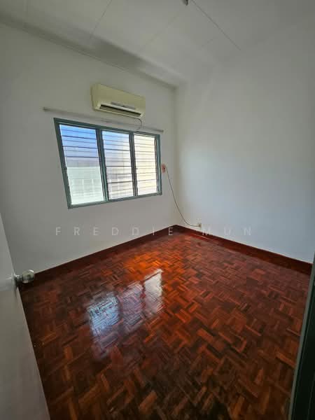 Terraced House for Sale in Taman Pinggiran Usj (Subang Jaya) - Freddie Mun - PropertyGuru.com.my