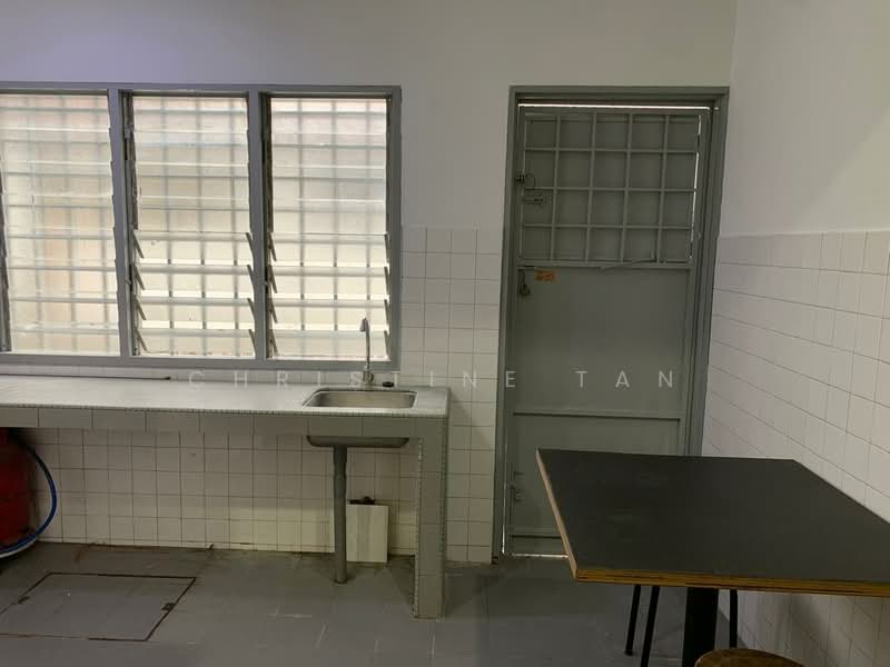 1-storey Terraced House for Rent in SS2 (Petaling Jaya) - Christine Tan - Kitchen - PropertyGuru.com.my