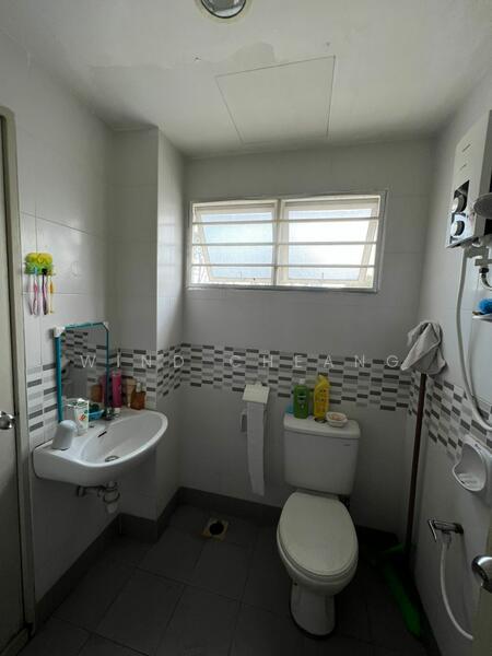 3-storey Terraced House for Sale in Bukit Jalil (Kuala Lumpur) - Wind Cheang - Bathroom - PropertyGuru.com.my