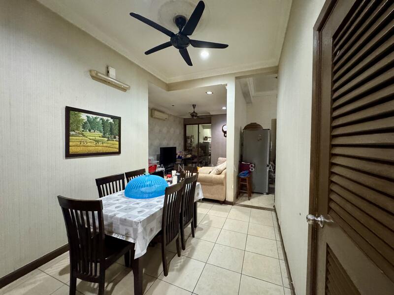 Rumah Teres 2 Tingkat untuk Dijual di Shah Alam (Selangor) - Azian Nasa - Dining Area - PropertyGuru.com.my