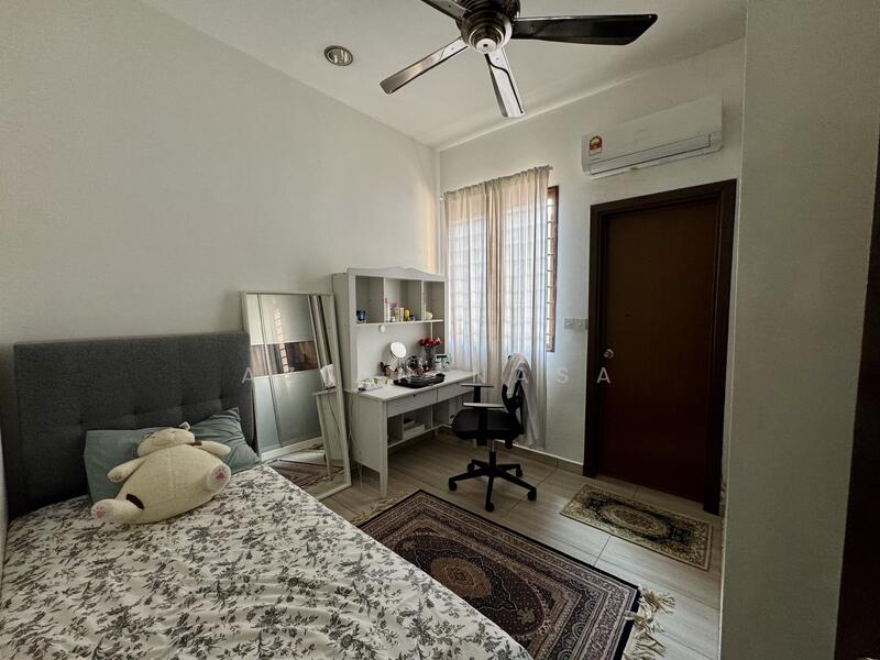 Rumah Teres 2 Tingkat untuk Dijual di Shah Alam (Selangor) - Azian Nasa - Bedroom - PropertyGuru.com.my