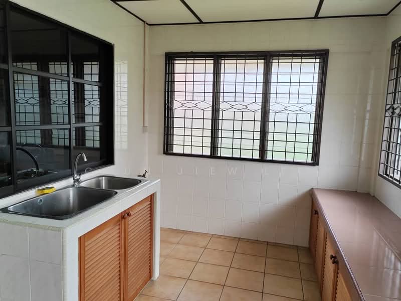 Semi-Detached House for Sale in Kuching (Sarawak) - Chun Jiew Lee - Kitchen - PropertyGuru.com.my