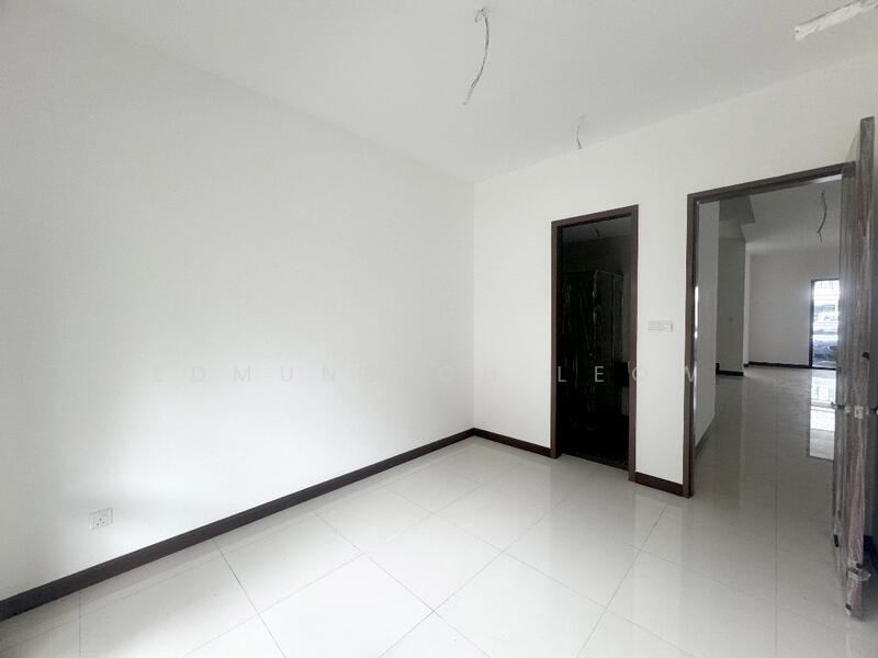 Semi-Detached House for Sale in Rawang (Selangor) - Edmund CH Leow - Interior - PropertyGuru.com.my
