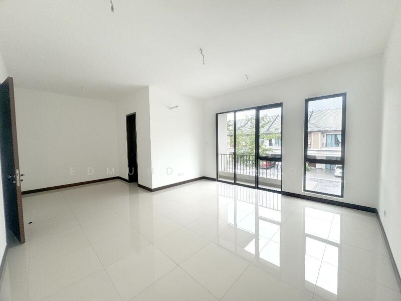 Semi-Detached House for Sale in Rawang (Selangor) - Edmund CH Leow - PropertyGuru.com.my