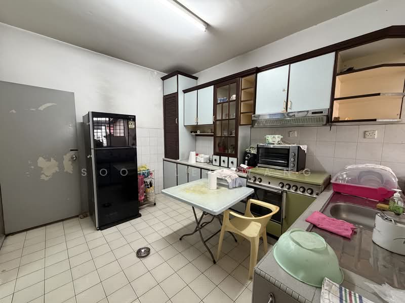 Terraced House for Sale in Bandar Utama 1 (Bandar Utama) - Sandra Wang - Kitchen - PropertyGuru.com.my