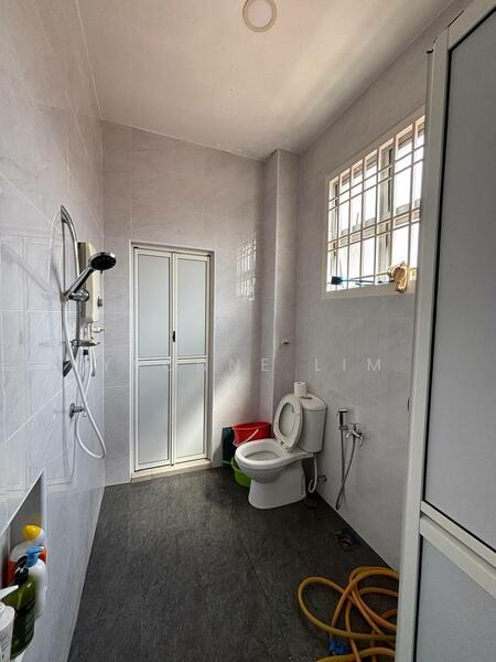 Nusa idaman untuk Untuk Dijual - RM 888,000, Feb 2026 - Bathroom - PropertyGuru.com.my