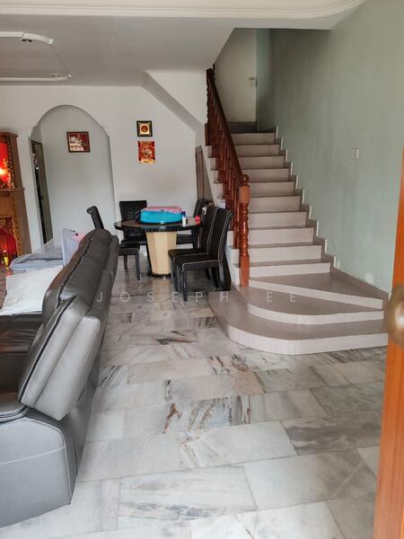 2-storey Terraced House for Sale in Taman Sri Putri (Skudai) - Joseph Ee - Living Room - PropertyGuru.com.my