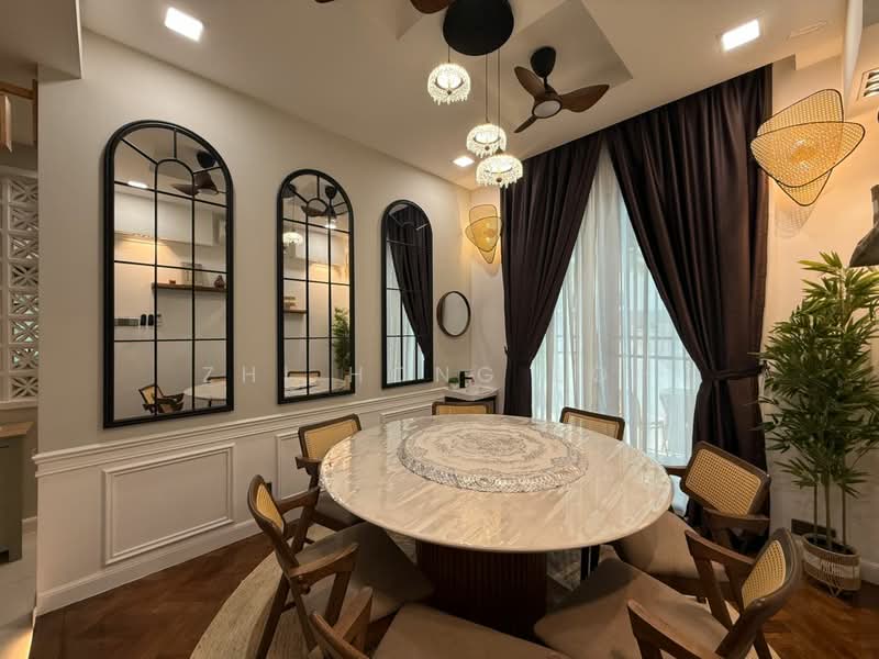 Rumah Berkembar untuk Dijual di Ukay Perdana (Ulu Kelang) - Zhi Hong Loh - Dining Room - PropertyGuru.com.my