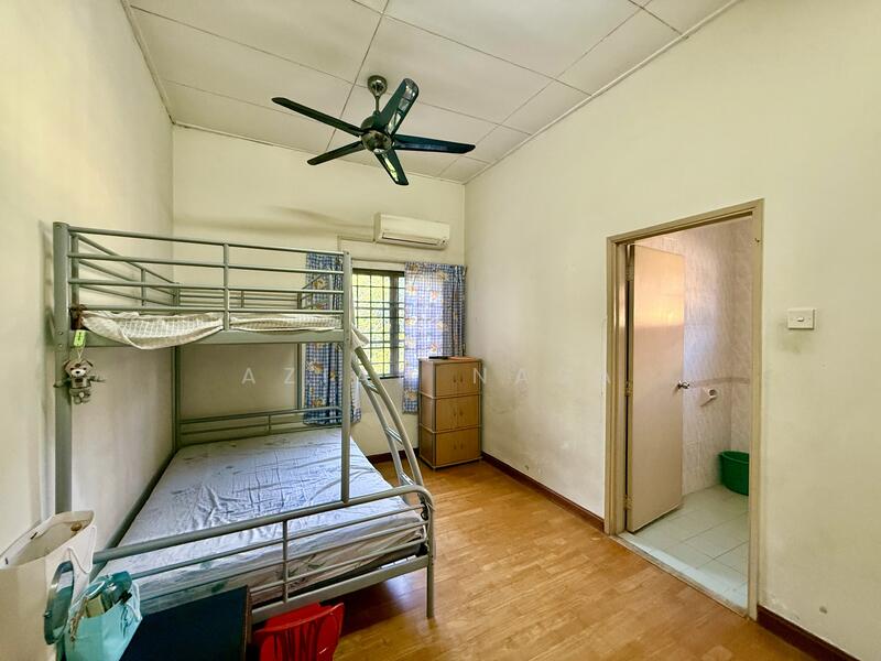 Corner Jalan Kubah, Bukit Jelutong untuk Untuk Dijual - RM 1,350,000, Mac 2026 - Bedroom - PropertyGuru.com.my