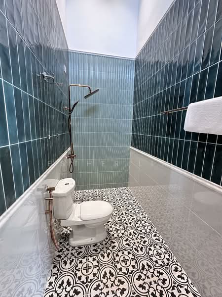 Semi-Detached House for Sale in Gopeng (Perak) - Esther Lim - Bathroom - PropertyGuru.com.my