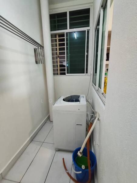 La Thea Residences untuk Untuk Disewa - RM 2,199 /bulan, Feb 2026 - Balcony - PropertyGuru.com.my