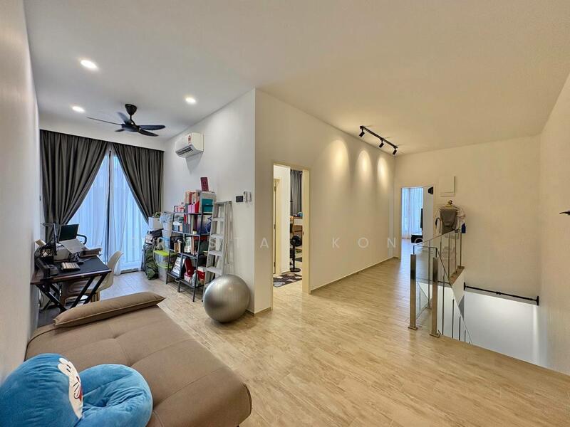 Cluster House for Sale in Bandar Seri Alam (Masai) - Crystal Kong - Study - PropertyGuru.com.my