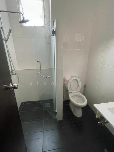 Condominium for Rent at D' Infinia - Jeno Tan - Bathroom - PropertyGuru.com.my