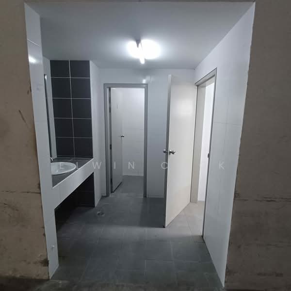 Shop for Rent in Bandar Bukit Raja (Klang) - Elwin Chok - Bathroom - PropertyGuru.com.my