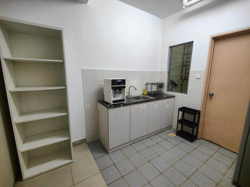 SuriaMas Suites untuk Untuk Disewa - RM 2,300 /bulan, Mac 2026 - Kitchen - PropertyGuru.com.my